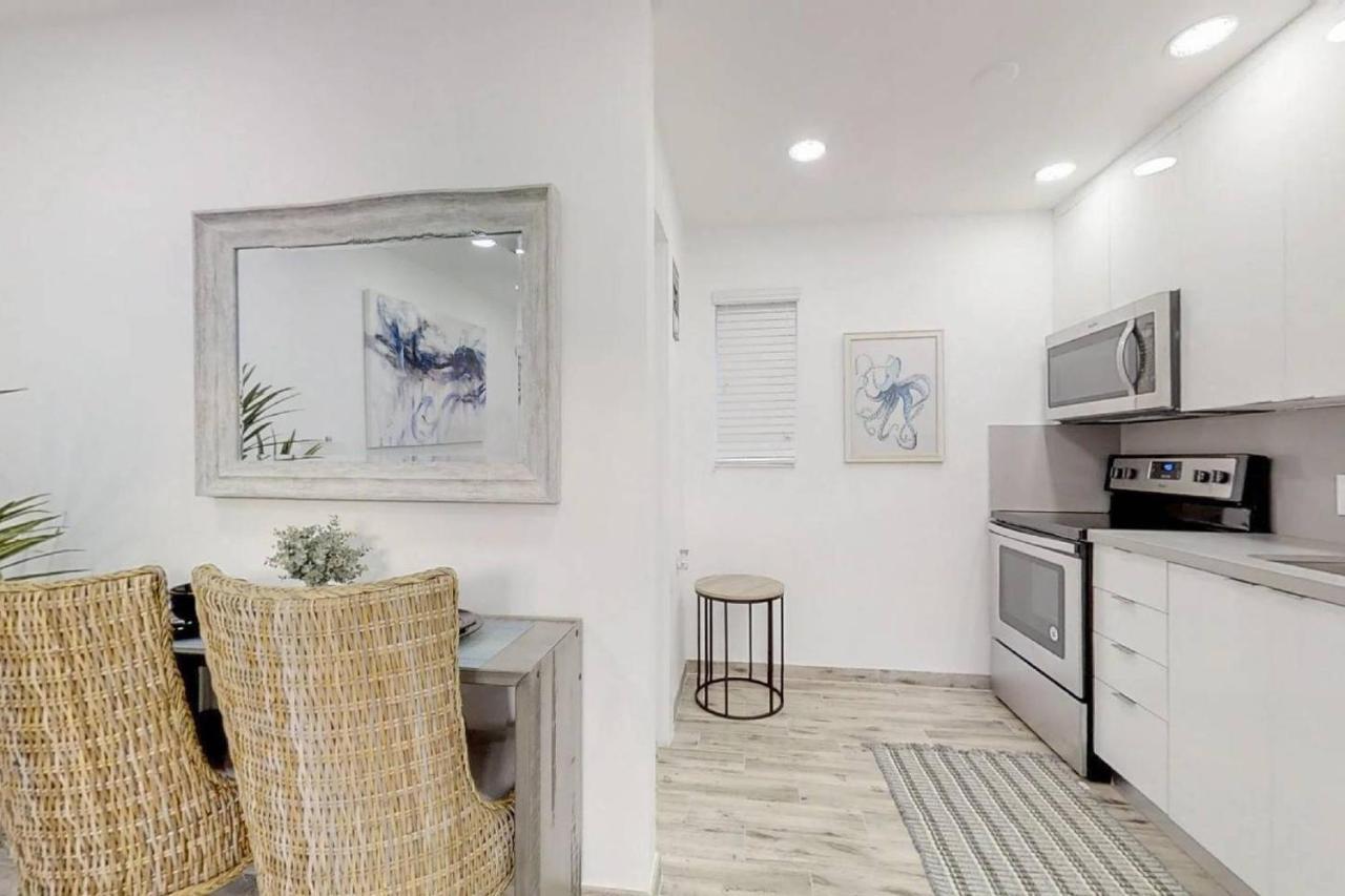 Lovely 1Br W Parking Space & Walk To The Beach #7 Hollywood Buitenkant foto
